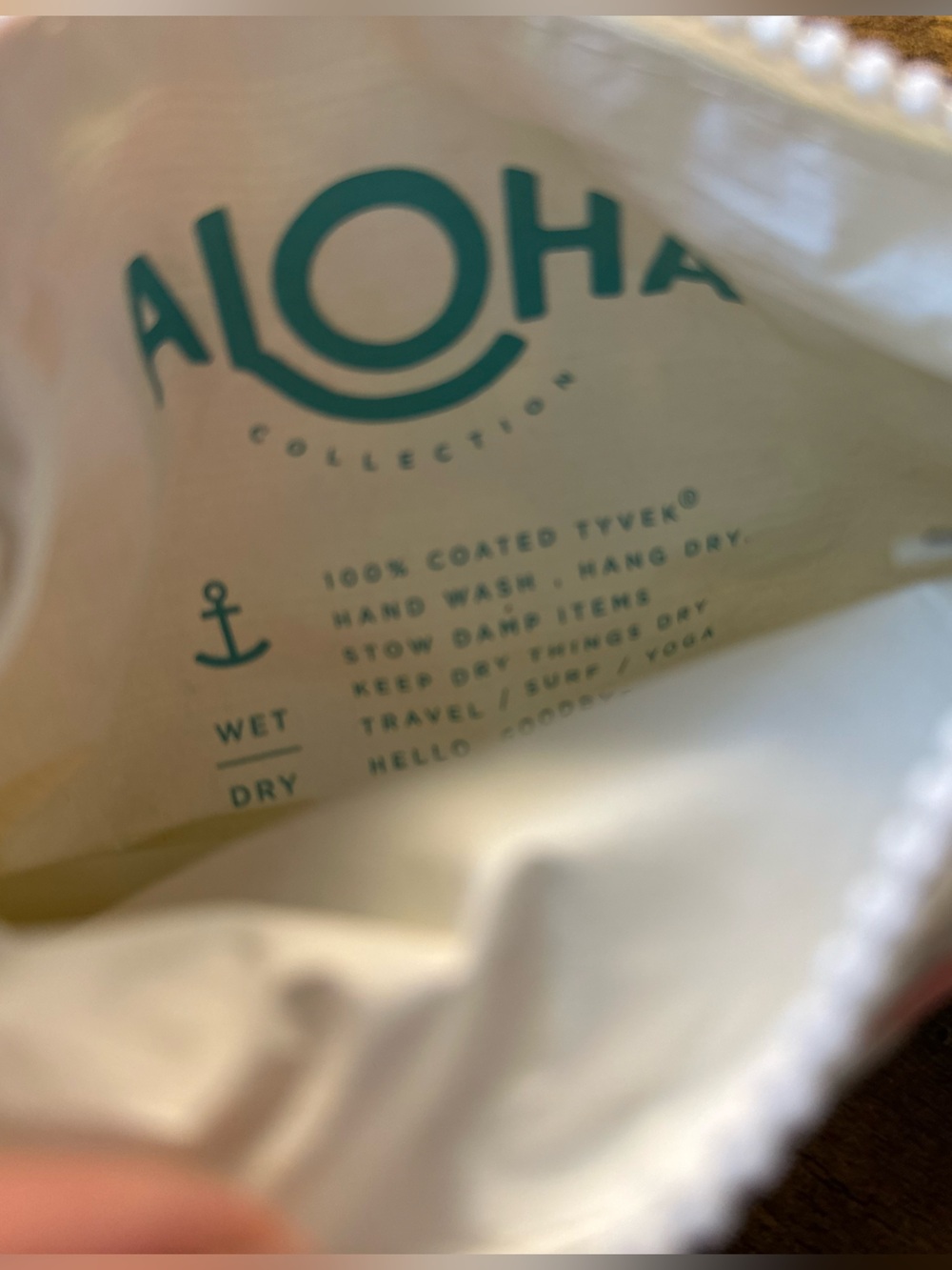 ALOHA Collection Mini Pouch - Picture 2 of 3